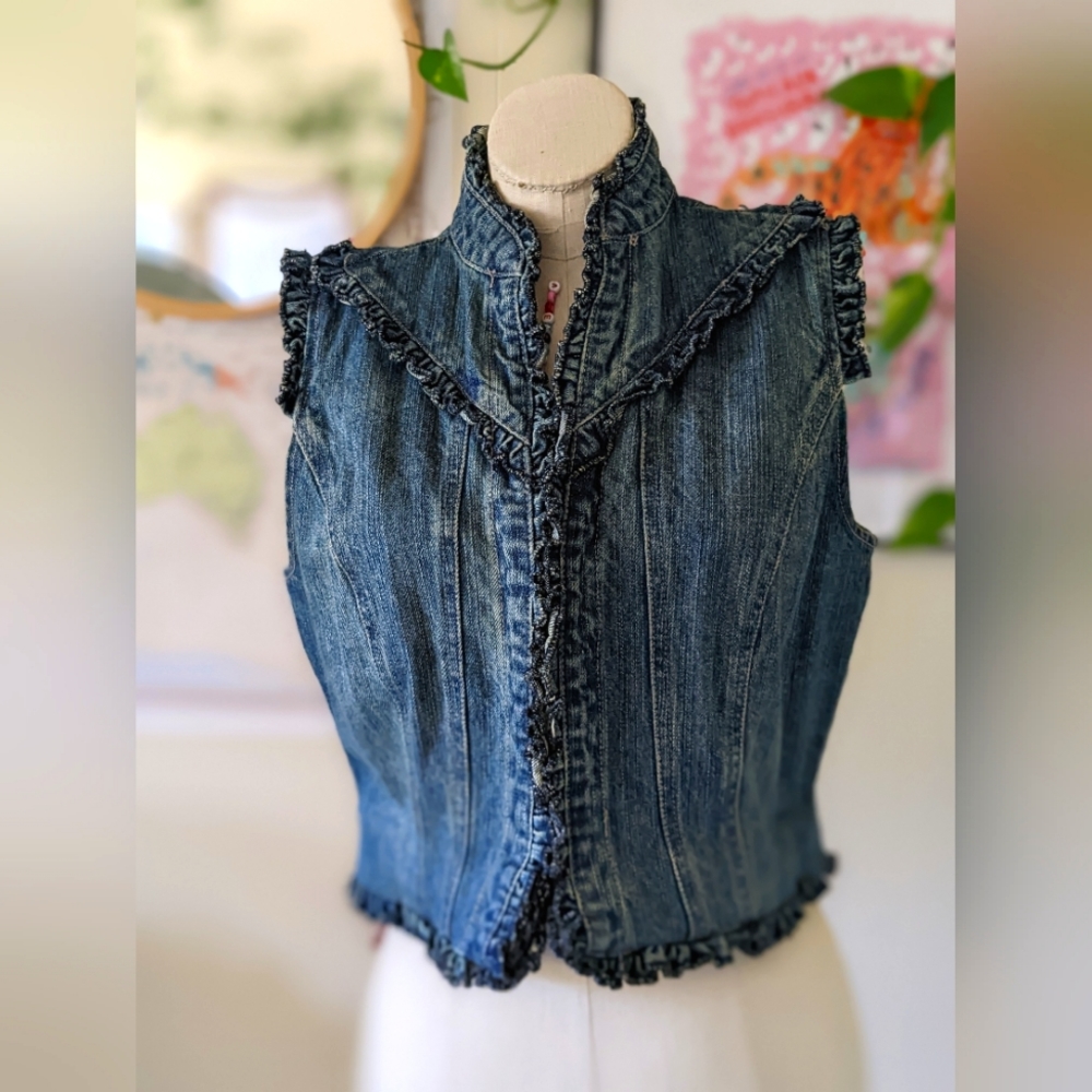 vintage sleeveless jean jacket, bolero, super cute, size M